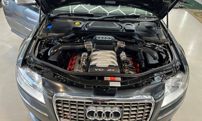 Lot 270 - 2009 Audi S8