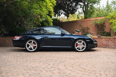 Lot 130 - 2005 Porsche 911/997 Carrera S