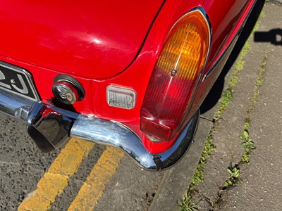 Lot 261 - 1971 MGB Roadster