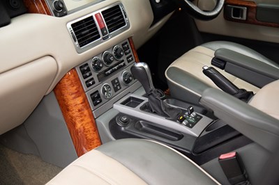 Lot 212 - 2005 Range Rover V8 Autobiography (4.4 litre)