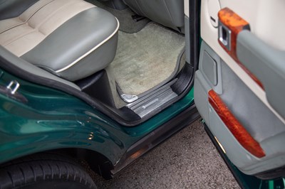 Lot 212 - 2005 Range Rover V8 Autobiography (4.4 litre)
