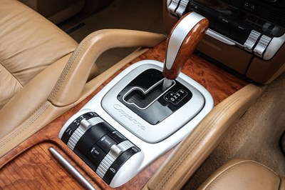 Lot 2006 Porsche Cayenne Turbo S