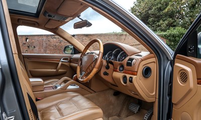 Lot 2006 Porsche Cayenne Turbo S