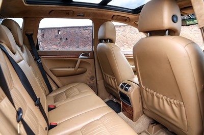 Lot 2006 Porsche Cayenne Turbo S