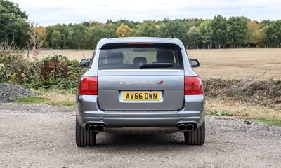 Lot 2006 Porsche Cayenne Turbo S