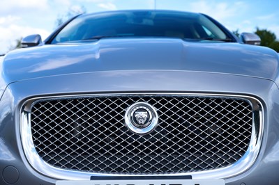 Lot 128 - 2010 Jaguar XJ Portfolio V8 (5.0 litre)