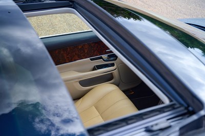 Lot 128 - 2010 Jaguar XJ Portfolio V8 (5.0 litre)