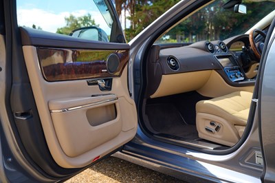 Lot 128 - 2010 Jaguar XJ Portfolio V8 (5.0 litre)