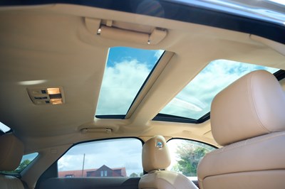 Lot 128 - 2010 Jaguar XJ Portfolio V8 (5.0 litre)