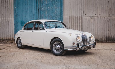 Lot 1960 Jaguar Mk. II (3.8 litre)