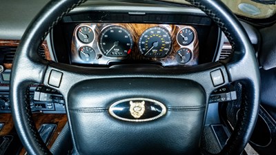 Lot 111 - 1992 Jaguar XJS V12