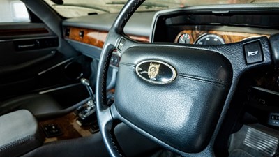 Lot 111 - 1992 Jaguar XJS V12