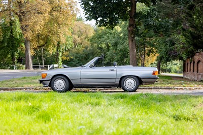 Lot 135 - 1987 Mercedes-Benz 420 SL