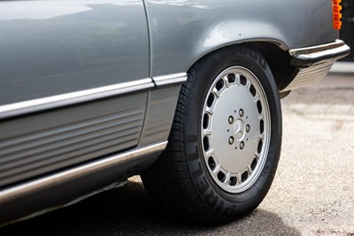 Lot 135 - 1987 Mercedes-Benz 420 SL