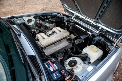 Lot 106 - 1993 BMW 318i (E30) Lux Convertible