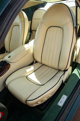 Lot 265 - 1998 Aston Martin DB7 Coupé