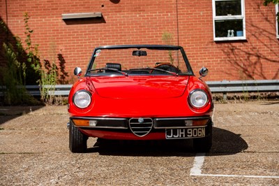 Lot 123 - 1975 Alfa Romeo 2000 Spider Veloce