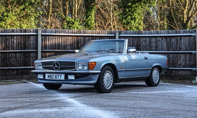 Lot 1987 Mercedes-Benz 300 SL