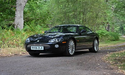Lot 2006 Jaguar XKR Coupé ‘White Badge’