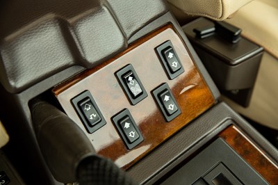 Lot 231 - 1993 Range Rover Classic 3.9 Vogue SE Limited Edition