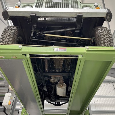 Lot 216 - 2008 Land Rover Defender 90 Heritage Edition Tribute