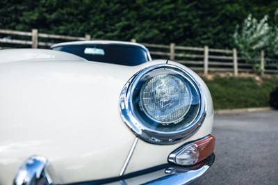 Lot 172 - 1963 Jaguar E-Type Series I Fixedhead Coupé (3.8 litre)