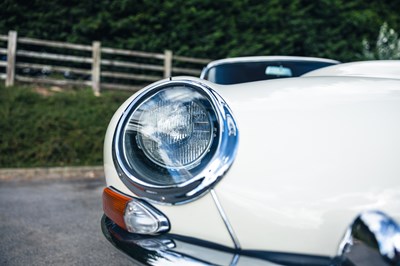 Lot 172 - 1963 Jaguar E-Type Series I Fixedhead Coupé (3.8 litre)
