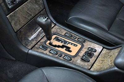 Lot 104 - 1998 Mercedes-Benz E320 (W210)