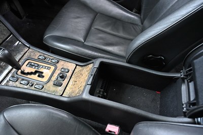 Lot 104 - 1998 Mercedes-Benz E320 (W210)