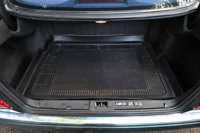 Lot 104 - 1998 Mercedes-Benz E320 (W210)