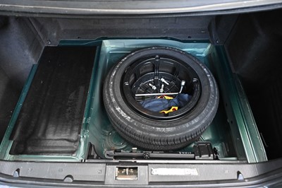 Lot 104 - 1998 Mercedes-Benz E320 (W210)