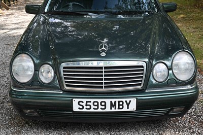 Lot 104 - 1998 Mercedes-Benz E320 (W210)