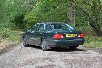 Lot 104 - 1998 Mercedes-Benz E320 (W210)