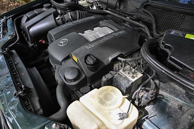 Lot 104 - 1998 Mercedes-Benz E320 (W210)