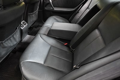 Lot 104 - 1998 Mercedes-Benz E320 (W210)