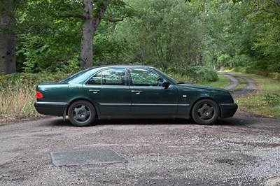Lot 104 - 1998 Mercedes-Benz E320 (W210)