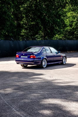 Lot 139 - 2000 BMW Alpina B10 V8