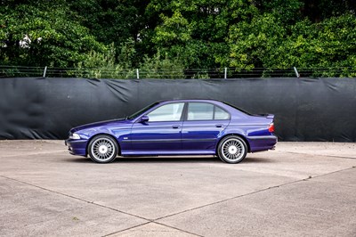 Lot 139 - 2000 BMW Alpina B10 V8