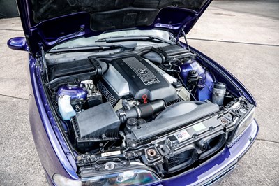 Lot 139 - 2000 BMW Alpina B10 V8