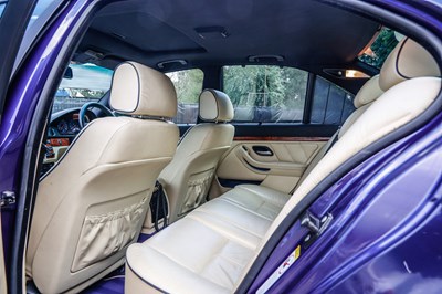 Lot 139 - 2000 BMW Alpina B10 V8