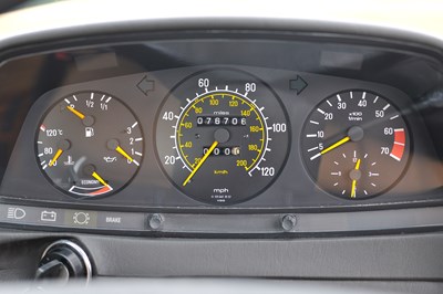 Lot 197 - 1985 Mercedes-Benz 230 CE