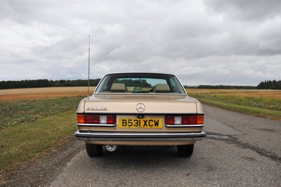 Lot 197 - 1985 Mercedes-Benz 230 CE