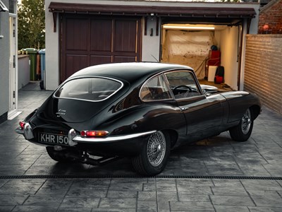 Lot 220 - 1967 Jaguar E-Type Series I 2+2