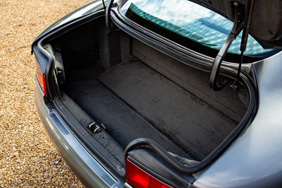 Lot 256 - 1995 Aston Martin DB7