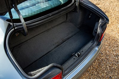 Lot 256 - 1995 Aston Martin DB7