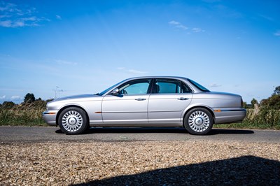 Lot 112 - 2003 Jaguar XJ Super V8