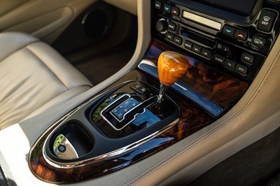 Lot 112 - 2003 Jaguar XJ Super V8