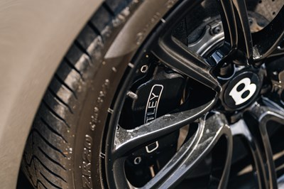 Lot 160 - 2010 Bentley Continental GTC Supersports