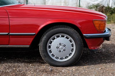 Lot 118 - 1988 Mercedes-Benz 420 SL