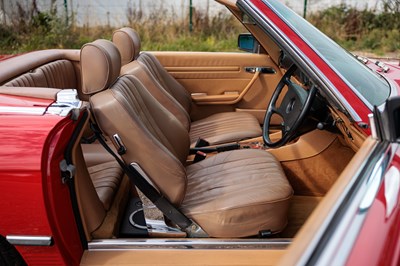 Lot 118 - 1988 Mercedes-Benz 420 SL